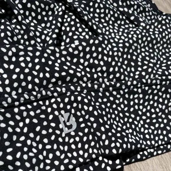 BuffBunny Revolution Sports Bra Onyx Black Bossy Print Medium - Picture 7 of 12